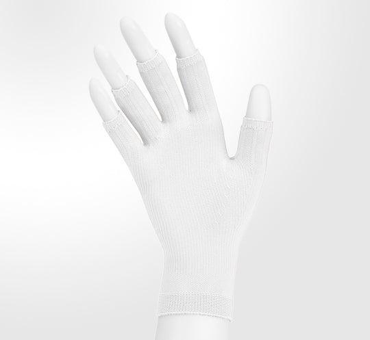 Soft Seamless Gloves | Juzo