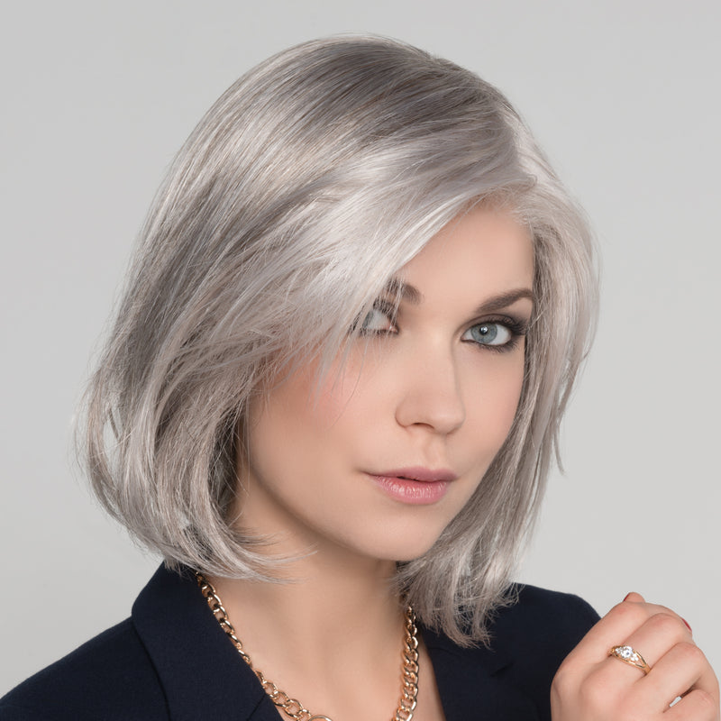 TEMPO 100 DELUXE PETITE AVERAGE | Synthetic Lace Front Wig | Ellen Wille